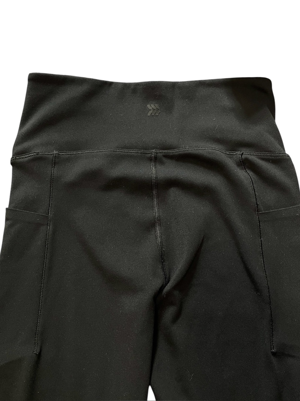 All In Motion Dynamic Flex High Rise 7/8 Length Pocketed Leggings - Picture 6 of 7